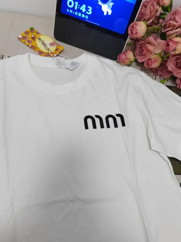 100%纯棉爆AB简单字母显白高级款透气显瘦高级感减龄爆款