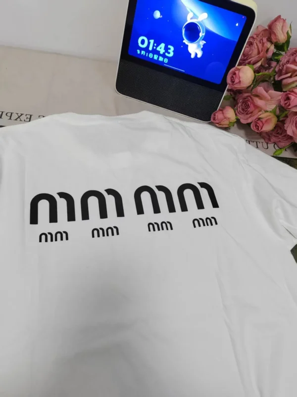 100%纯棉爆AB简单字母显白高级款透气显瘦高级感减龄爆款